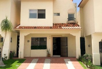 Casa en  Blvd. Alta California, Tlajomulco De Zúñiga, Jalisco, 45650, Mex