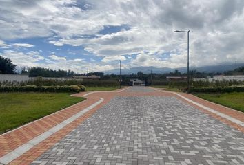 Terreno Comercial en  Tumbaco, Quito