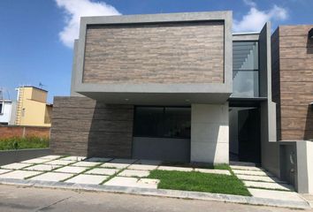 Casa en condominio en  Circuito Hacienda De La Esperanza 9-15, Santín, Sauces, Toluca, México, 50210, Mex