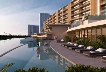 Condominio horizontal en  Avenida Tulum 5, Super Manzana 5, Cancún, Benito Juárez, Quintana Roo, 77500, Mex