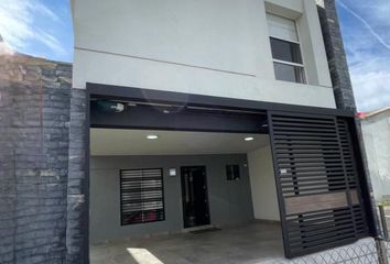 Casa en  Calle Miguel Hidalgo Y Costilla, Centro De Apodaca, Apodaca, Nuevo León, 66600, Mex