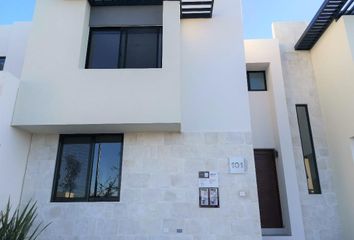 Casa en condominio en  Avenida Paseo De Las Pitahayas, Garambullo, Zibata, Condominio Ceiba, El Marqués, Querétaro, 76269, Mex