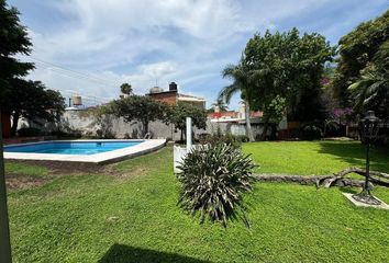 Casa en  Calle Tabachin, Jardines Las Delicias, Cuernavaca, Morelos, 62343, Mex