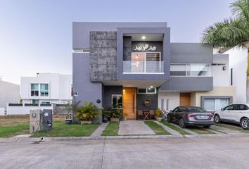 Casa en  Privada Las Parotas, Mezcales, Bahía De Banderas, Nayarit, 63735, Mex