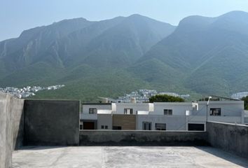 Casa en  La Estanzuela, Monterrey