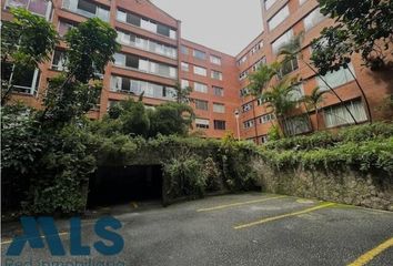 Apartamento en  Poblado, Medellín