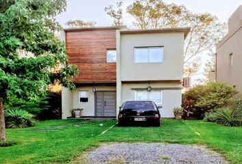 Casa en  Parque Leloir, Partido De Ituzaingó