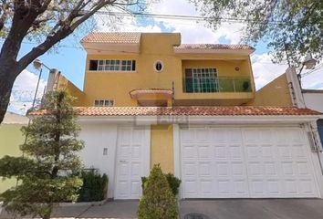 Casa en  Bosques De Ceylán, Tlalnepantla De Baz