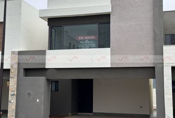 Casa en  Calle Benito Juárez, Los Cavazos, Santiago, Nuevo León, 67318, Mex