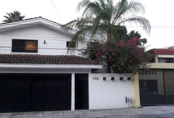 Casa en  Calle Cumbres De Aconcagua 142, Cumbres Elite Segundo Sector, Monterrey, Nuevo León, 64349, Mex