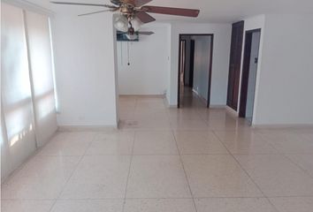 Apartamento en  Ciudad Jardín, Barranquilla