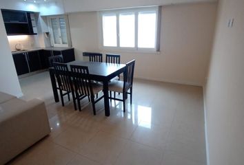 Departamento en  Calle 12 De Octubre 3324, Mar Del Plata, General Pueyrredón, B7603, Provincia De Buenos Aires, Arg