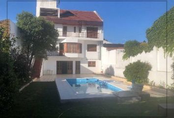 Casa en  Calle Rawson 1040, Mar Del Plata, General Pueyrredón, B7600, Provincia De Buenos Aires, Arg