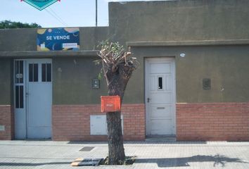 Casa en  Calle Carlos Maria De Alvear 1002-1100, Coronel De Marina Leonardo Rosales, Provincia De Buenos Aires, Arg