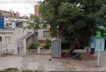 Casa en  Calle Antonio L Berutti Berutti 637, Bahía Blanca, Provincia De Buenos Aires, Arg