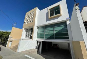 Casa en  Colinas Del Cimatario, Municipio De Querétaro