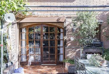 Chalet en  Esplugues De Llobregat, Barcelona Provincia