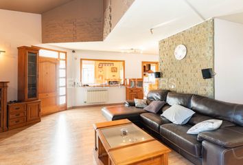 Chalet en  Montcada I Reixac, Barcelona Provincia