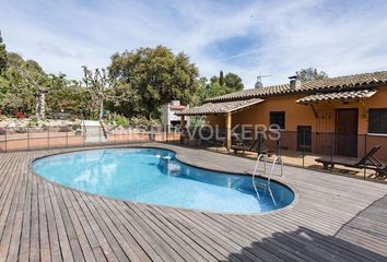 Chalet en  Montcada I Reixac, Barcelona Provincia