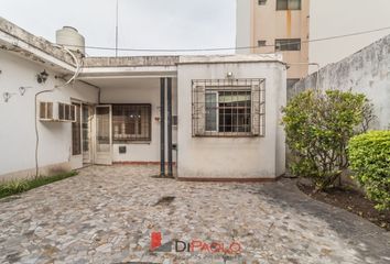 Casa en  Calle Félix Ballester 2271, Ciudad Del Libertador General San Martín, General San Martín, B1650, Provincia De Buenos Aires, Arg