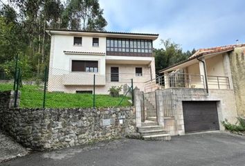 Chalet en  Lledias, Asturias