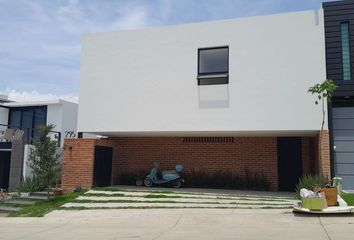 Casa en  Los Robles, Zapopan, Zapopan, Jalisco