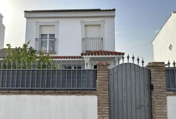 Chalet en  La Carlota, Córdoba Provincia