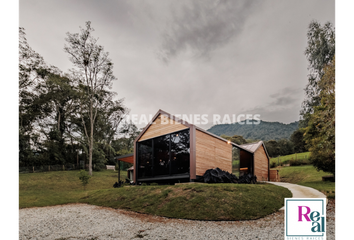 Casa en  La Ceja, Antioquia