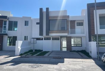 Casa en condominio en  Privada Condesa De Juriquilla, La Condesa, Cumbres Del Lago, La Antigua Juriquilla, Querétaro, 76230, Mex