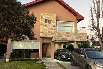 Casa en  Camino Country El Sosiego, Monte Grande, Esteban Echeverría, Provincia De Buenos Aires, Arg