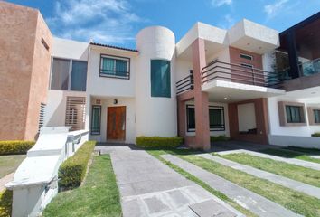 Casa en  Espíritu Santo, San Juan Del Río, San Juan Del Río, Querétaro