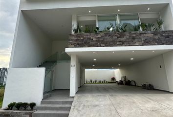 Casa en  Calle Paseo De Los Cenizos 104-113, Los Cenizos, Ciudad Santa Catarina, Santa Catarina, Nuevo León, 66196, Mex