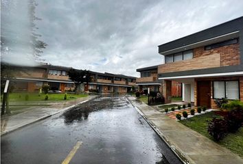 Casa en  La Ceja, Antioquia