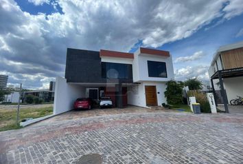 Casa en  Villas De Irapuato, Irapuato, Guanajuato