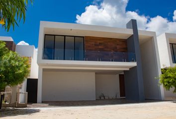 Casa en  Pueblo Cholul, Mérida, Yucatán