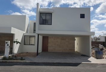 Casa en  Club De Golf La Ceiba, Mérida, Yucatán