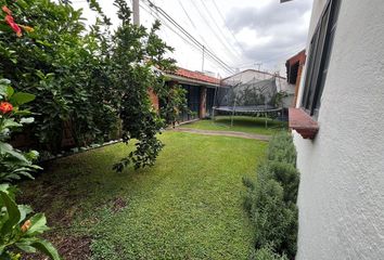 Casa en  Calzada De Los Estrada 1000-1004, Vista Hermosa, Cuernavaca, Morelos, 62290, Mex