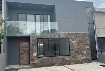 Casa en condominio en  Altozano El Nuevo Querétaro, Municipio De Querétaro