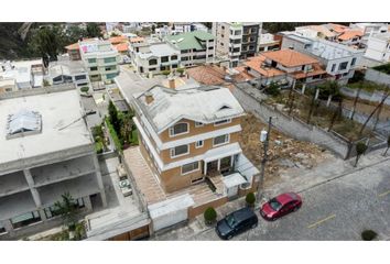 Casa en  Carcelén, Quito