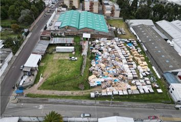 Terreno Comercial en  Kennedy, Quito