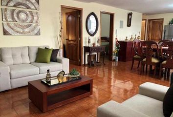 Departamento en  Kennedy, Quito