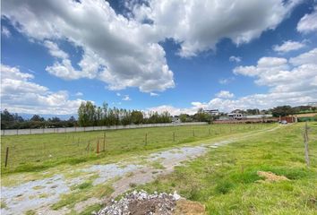 Terreno Comercial en  Tababela, Quito