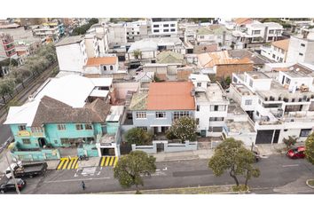 Casa en  Belisario Quevedo, Quito