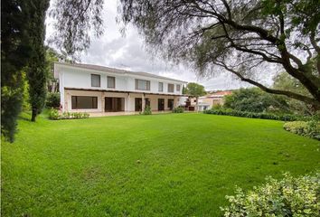 Casa en  Cumbayá, Quito