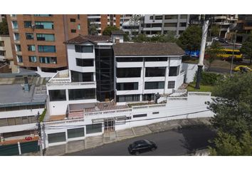 Casa en  El Batán, Quito