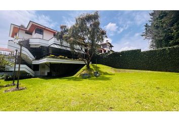 Casa en  Monteserrin, Jipijapa, Quito