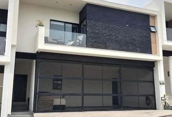 Casa en  Villas La Rioja, Monterrey