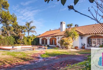 Casa en  Calle Cumeruca 252-296, Bahía Blanca, B8002, Provincia De Buenos Aires, Arg