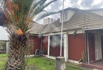 Casa en  La Cisterna, Provincia De Santiago