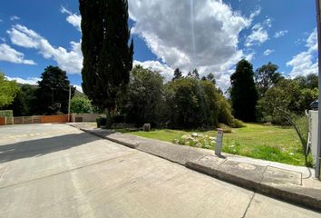 Terreno Comercial en  Challuabamba, Cuenca